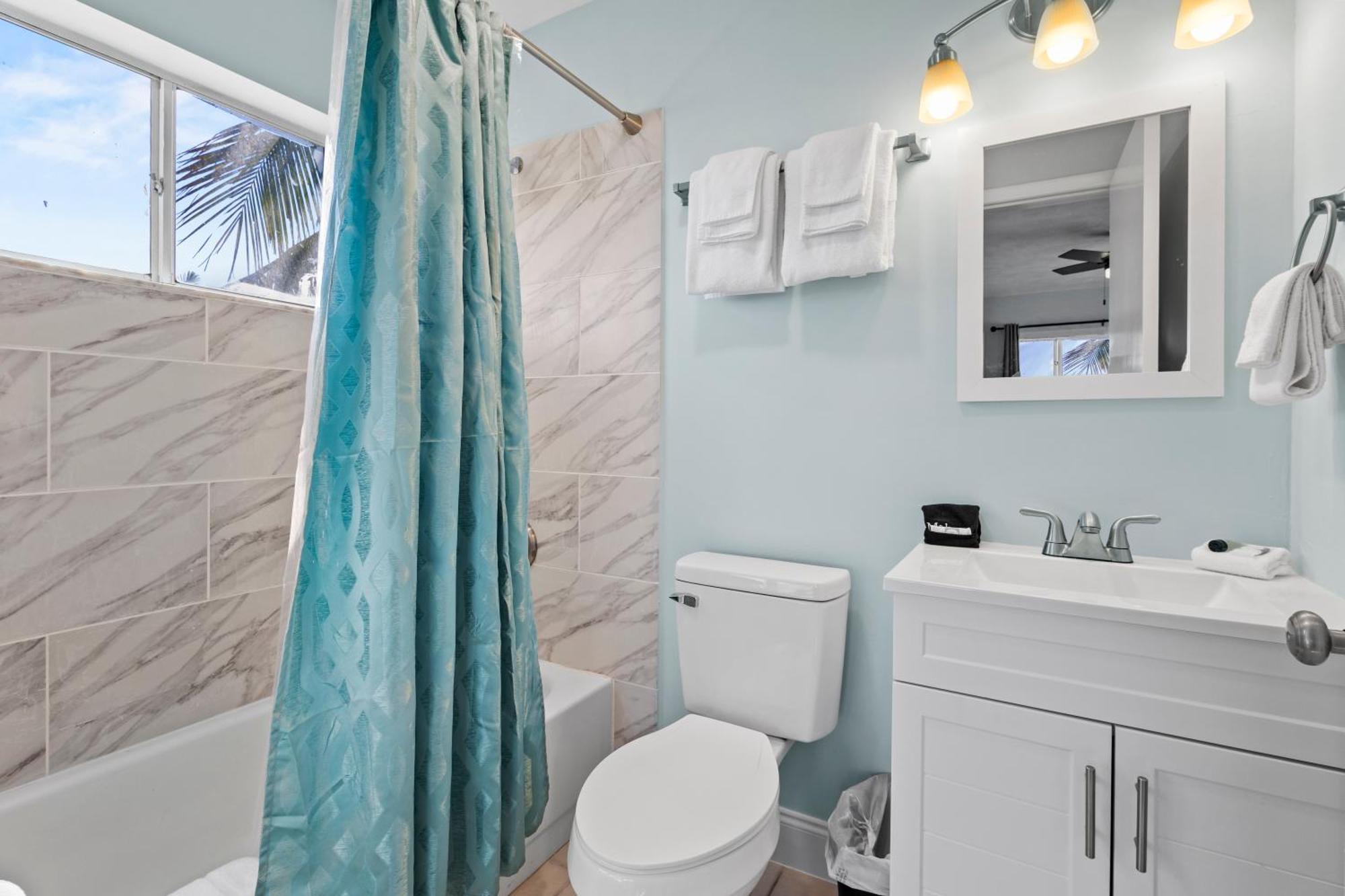 Partial Ocean View Hotel Room- King Bed #1 Fort Pierce Extérieur photo